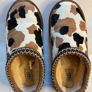 COPY - Ugg Tasman cow print cowhair slipper size 8 mens / 10 womens
